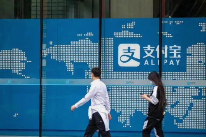 不只是额度调整，支付宝花呗正经历一场信用逻辑的重构